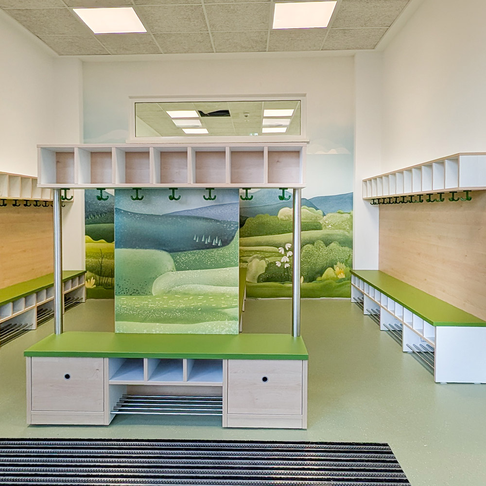 Tapetenbild in der Umkleide Schule
